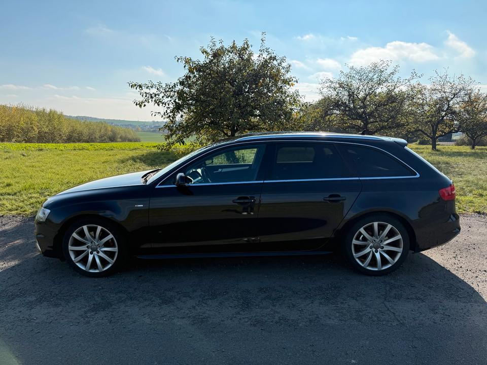 Audi A4 2013 — двигун