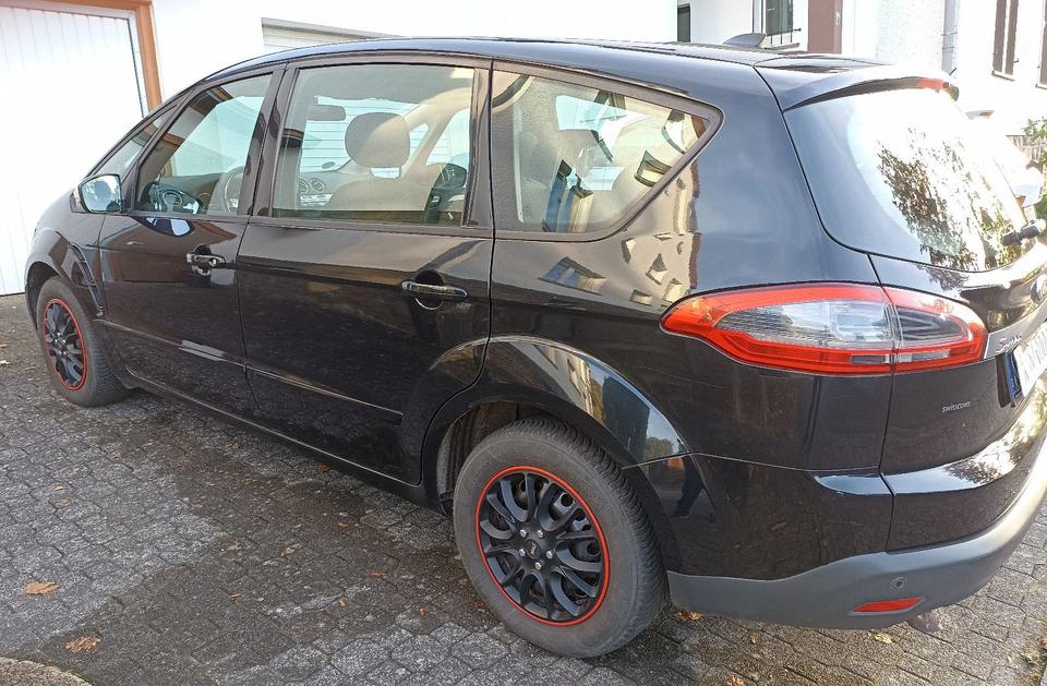 Ford S-Max 2011 — interior