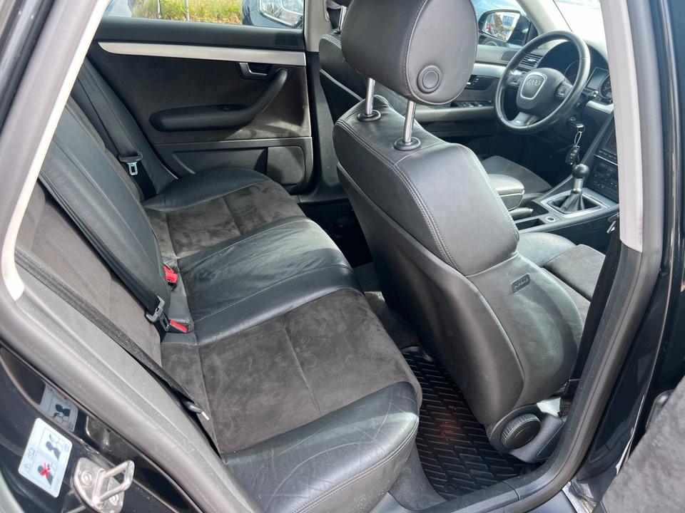Audi A4 2007 — photo 11