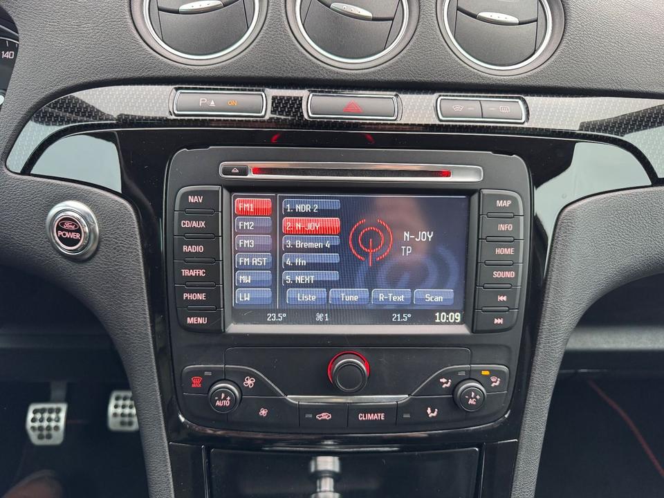 Ford S-Max 2011 — photo 15