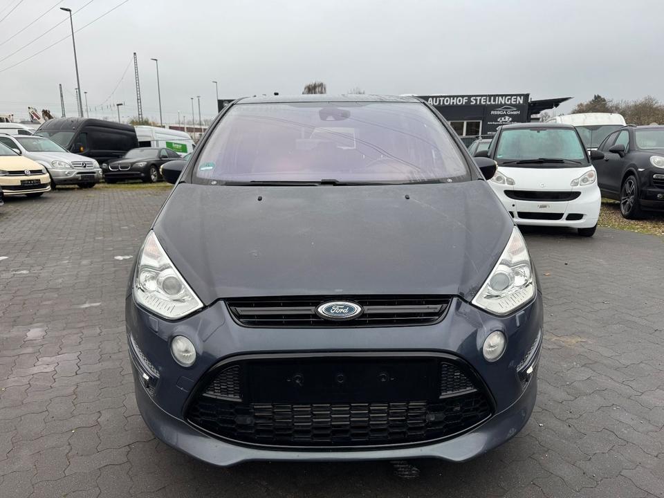 Ford S-Max 2011 — rear view
