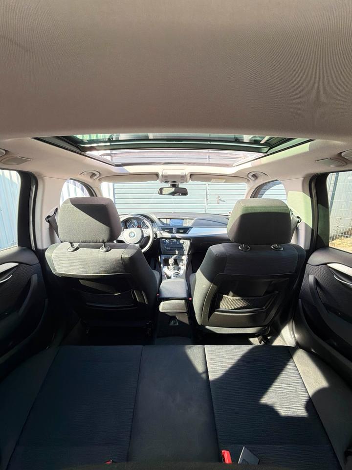 BMW X1 2011 — photo 15
