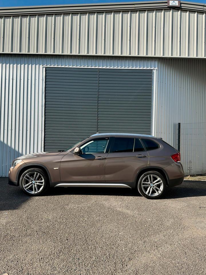 BMW X1 2011 — photo 6