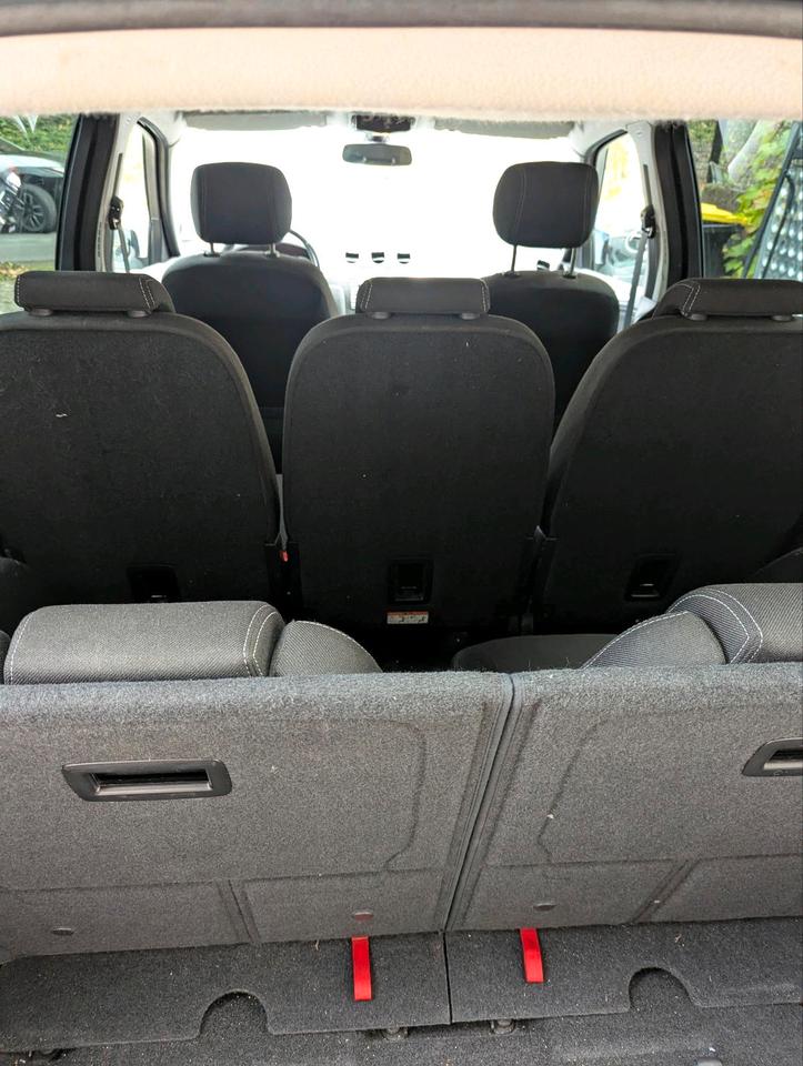 Ford S-Max 2013 — engine