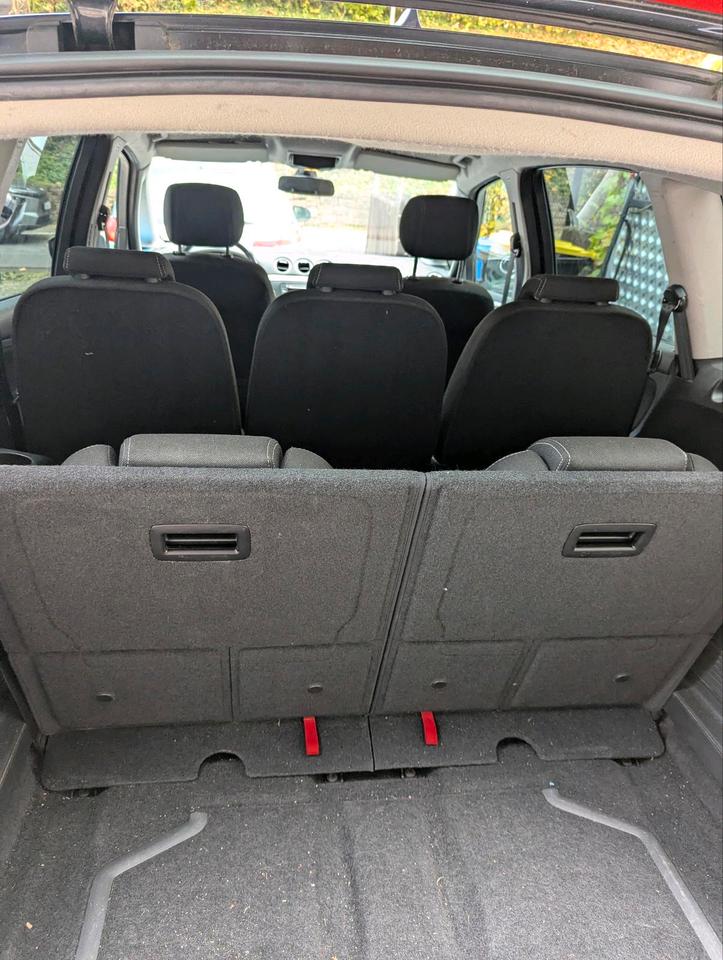 Ford S-Max 2013 — photo 6