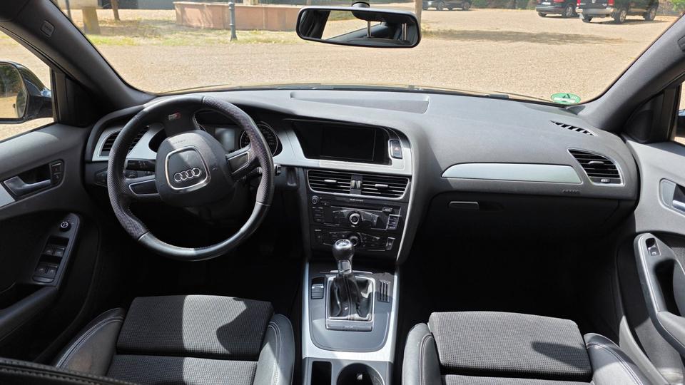 Audi A4 2009 — photo 9