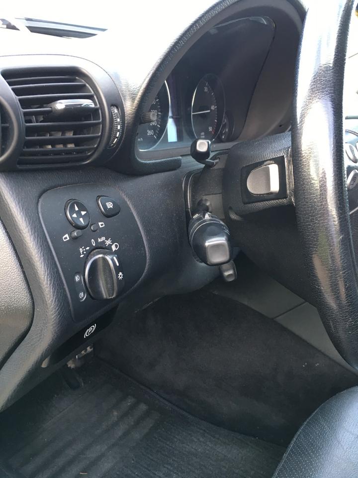Mercedes Benz C 320 2007 — photo 12