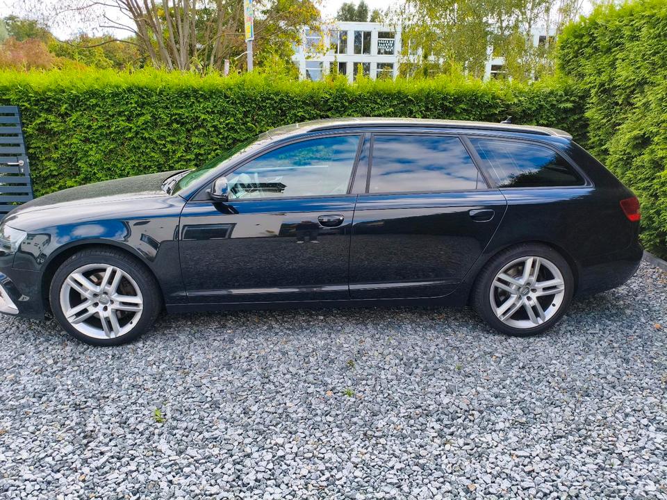 Audi A6 2009 — салон