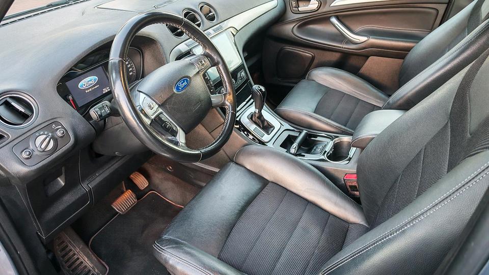 Ford S-Max 2013 — photo 7