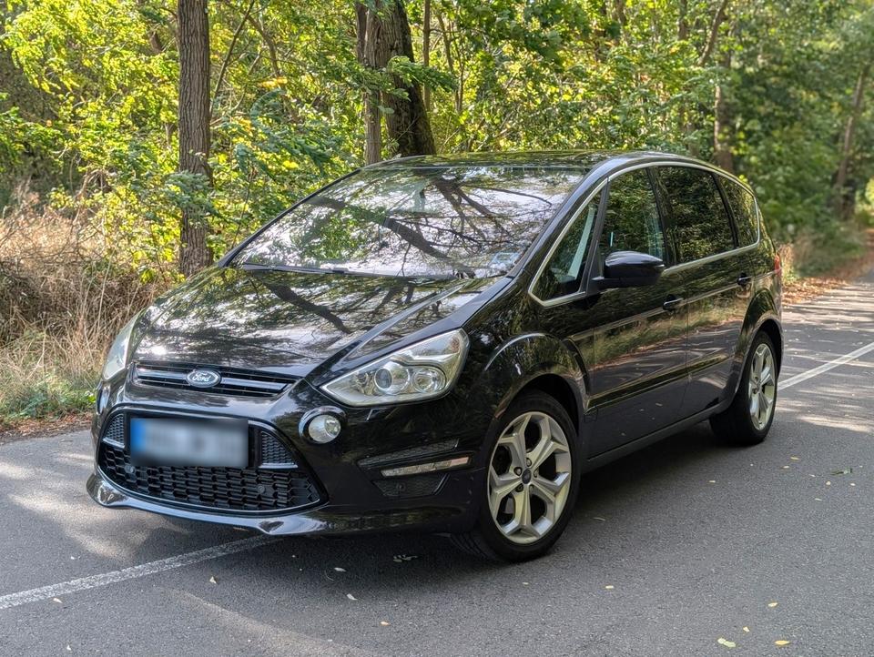 Ford S-Max, 2011