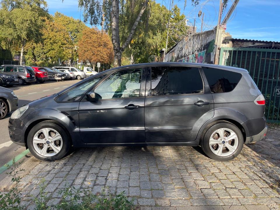 Ford S-Max 2008 — photo 11