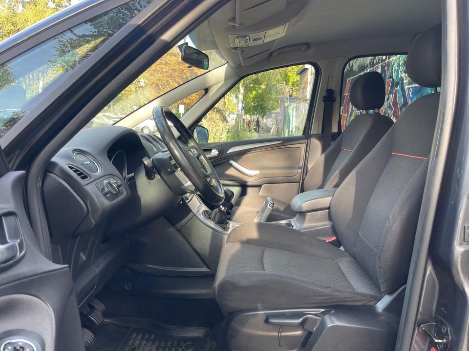 Ford S-Max 2008 — photo 15