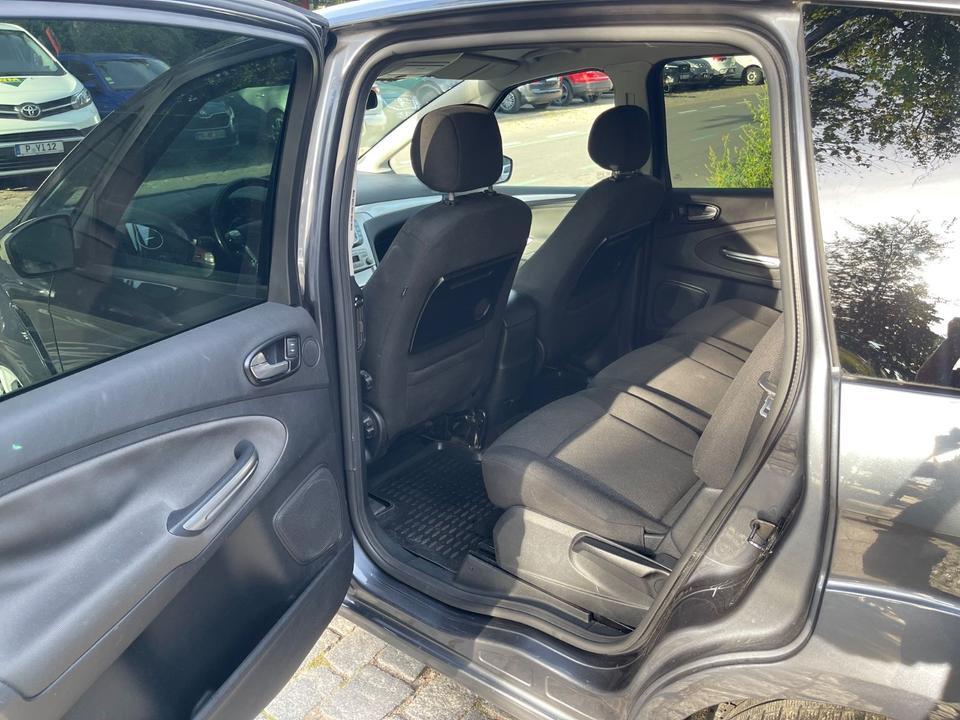 Ford S-Max 2008 — photo 16