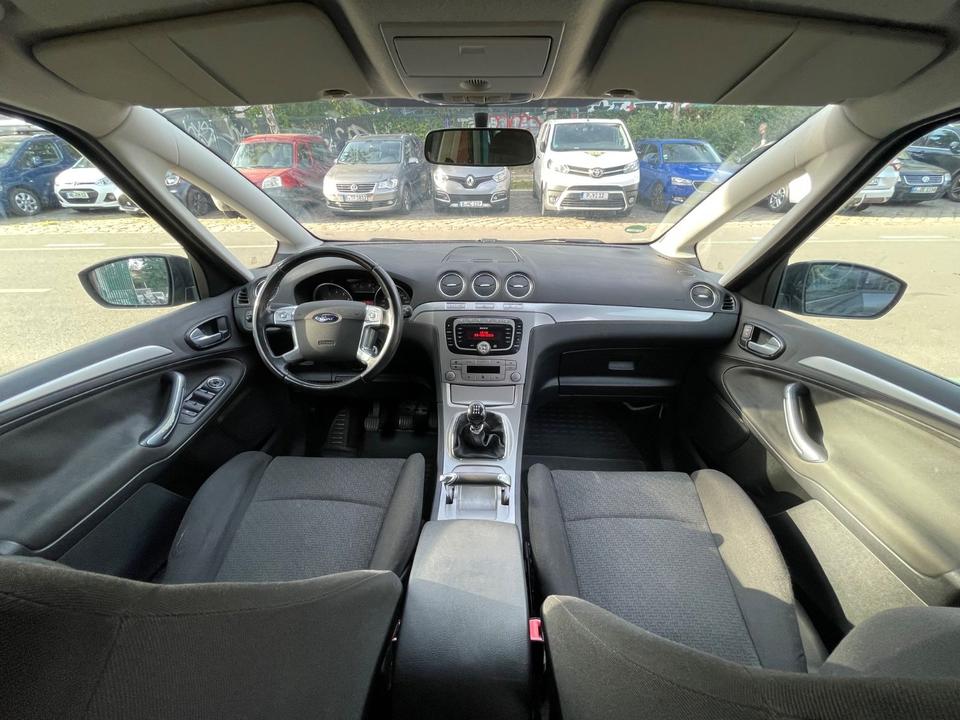 Ford S-Max 2008 — photo 22