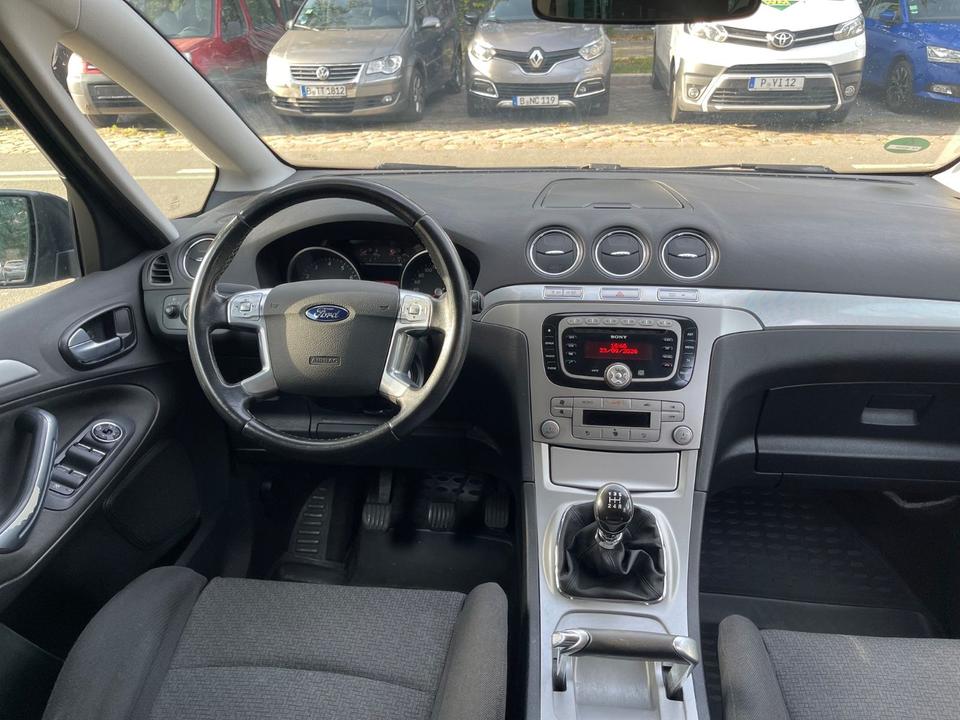 Ford S-Max 2008 — photo 23