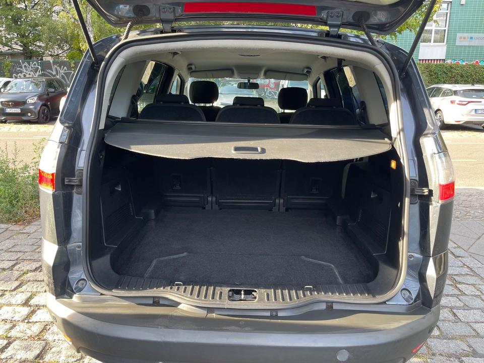 Ford S-Max 2008 — photo 24