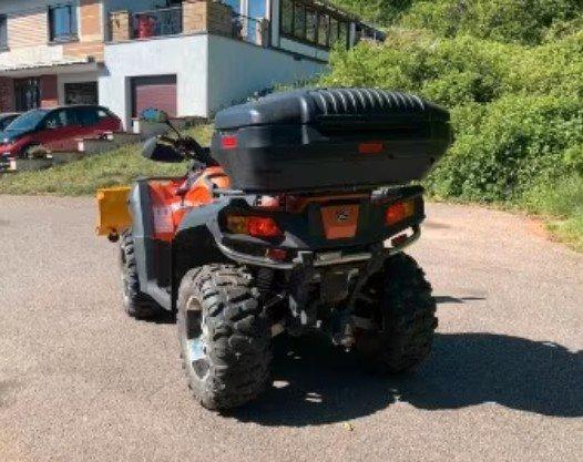 Quad CFMoto CF800 X8 800 mit Schneeschild, Heckkoffer, LOF 2013 — салон