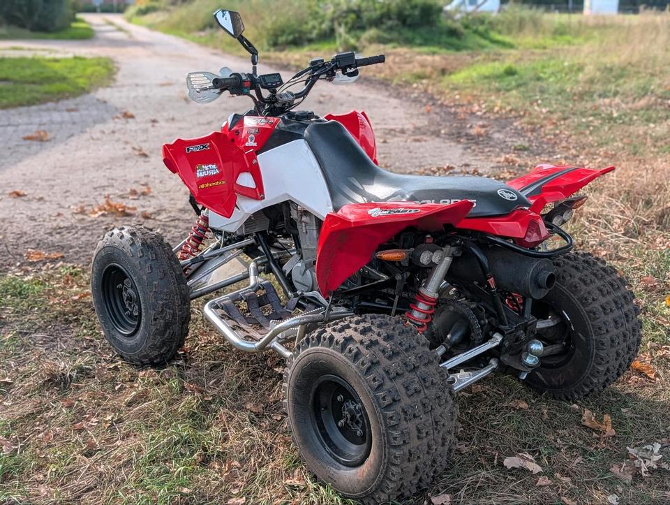 KTM Quad / ATV Polaris Outlaw 525 irs / KTM 2011 — interior