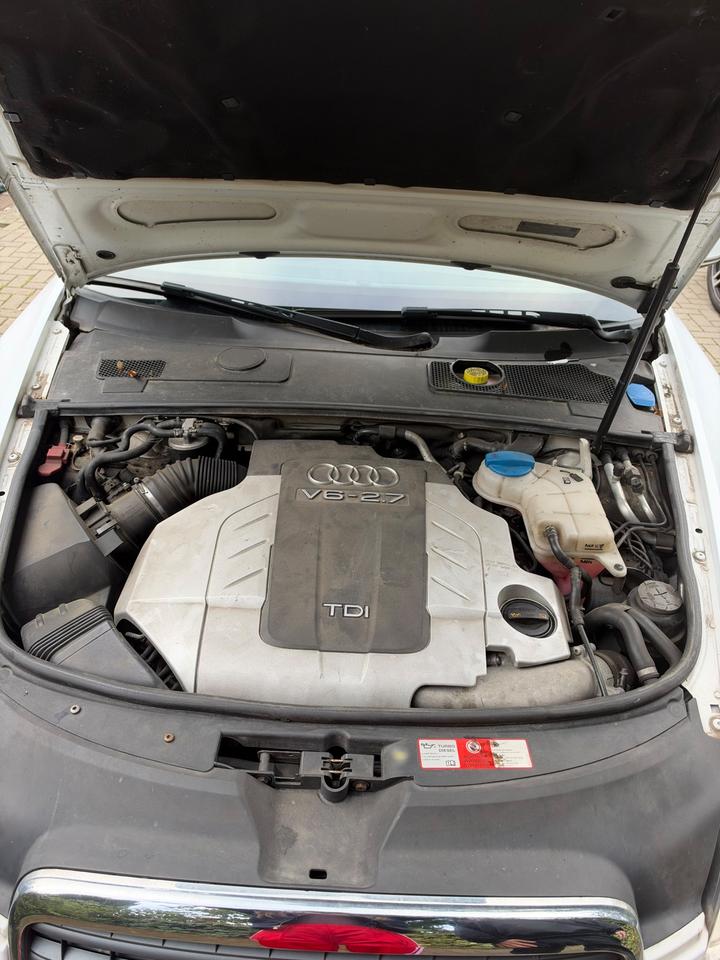 Audi A6 2009 — photo 7