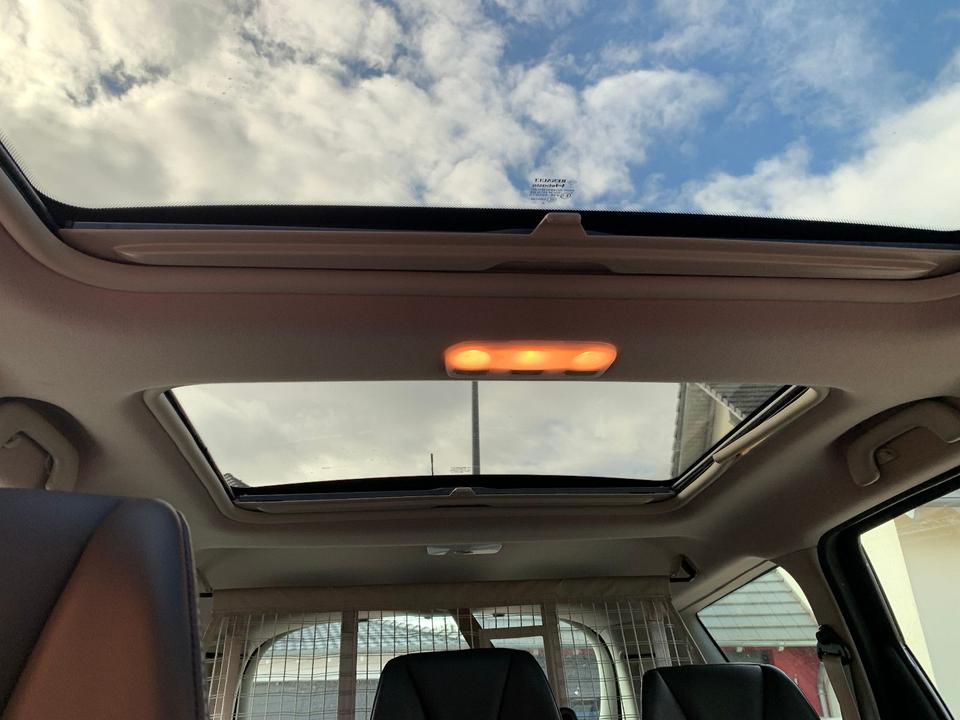 Renault Grand Scenic 2014 — photo 13
