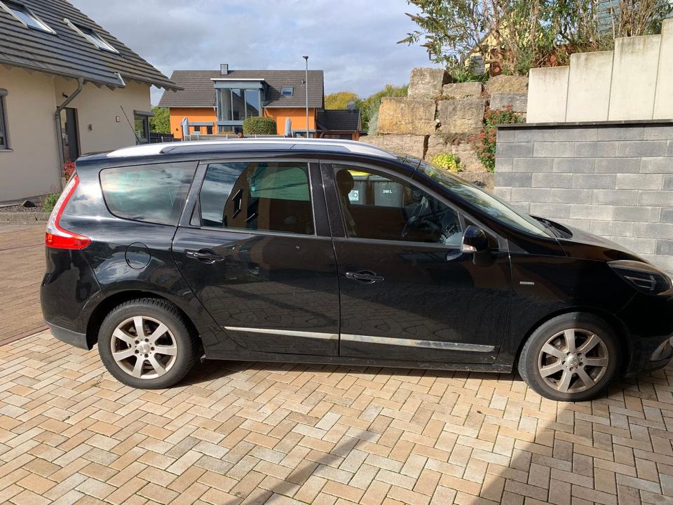 Renault Grand Scenic 2014 — photo 7