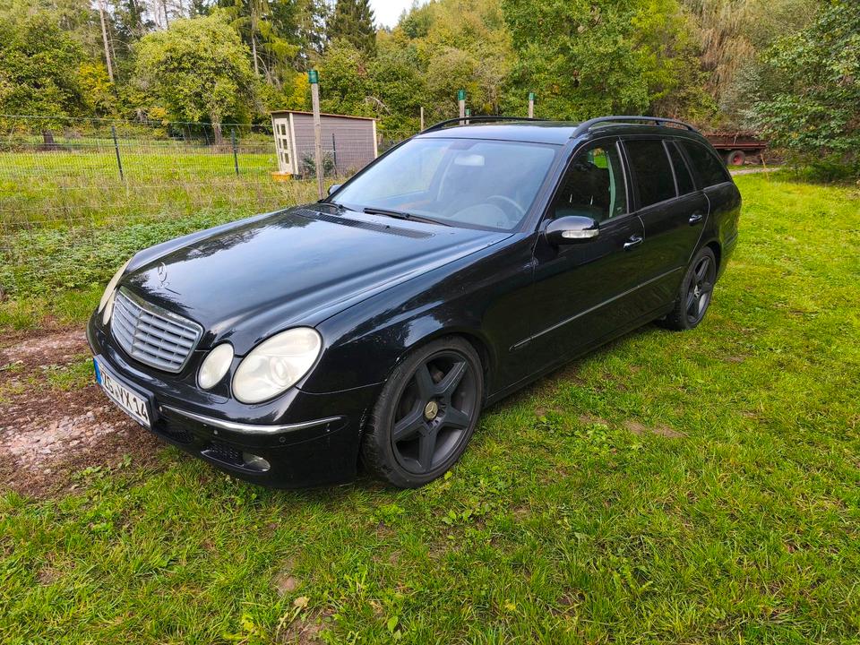 Mercedes Benz E 320, 2005