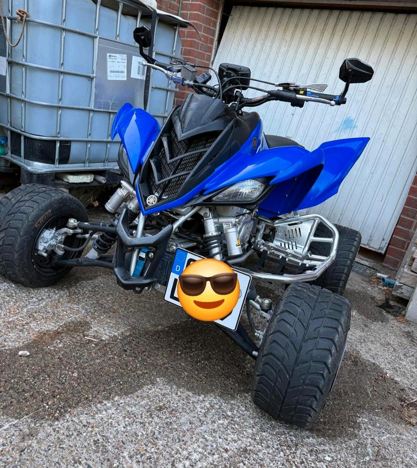 Yamaha Quad Yamaha Raptor 700r 2014 — rear view