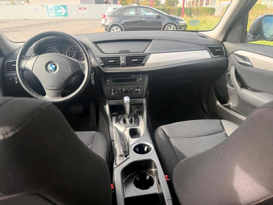 BMW X1 2012 — photo 11