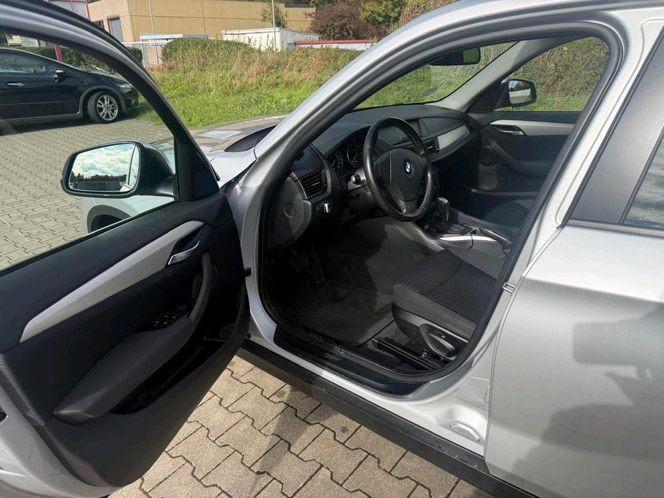 BMW X1 2012 — photo 17
