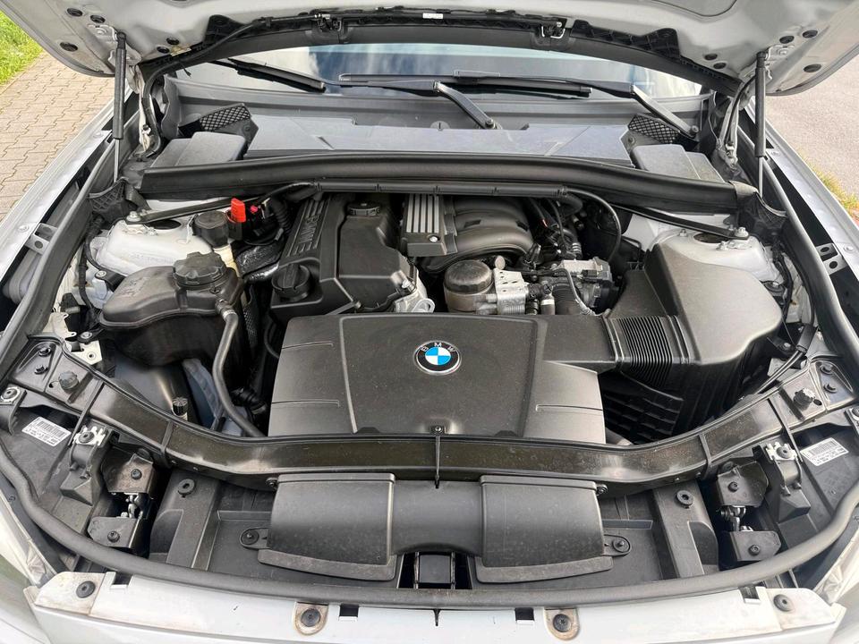 BMW X1 2012 — photo 18