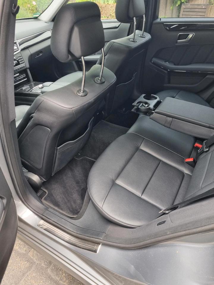 Mercedes Benz E 250 2012 — photo 10