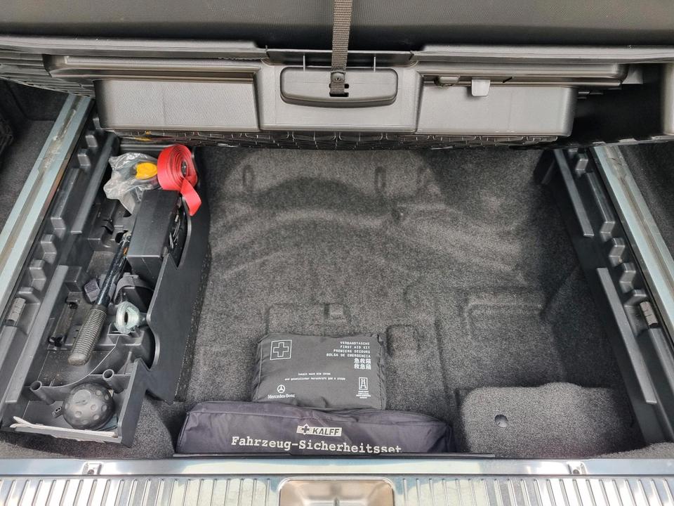 Mercedes Benz E 250 2012 — photo 7