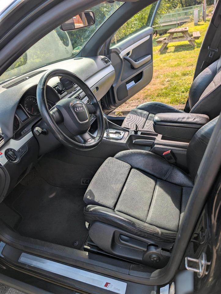 Audi A4 2005 — photo 11