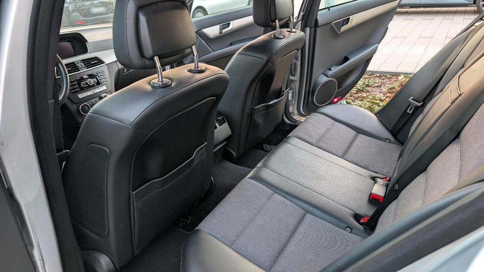 Mercedes Benz C 200 2012 — photo 10