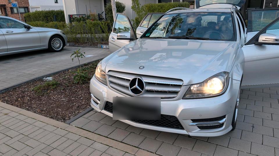 Mercedes Benz C 200 2012 — photo 19