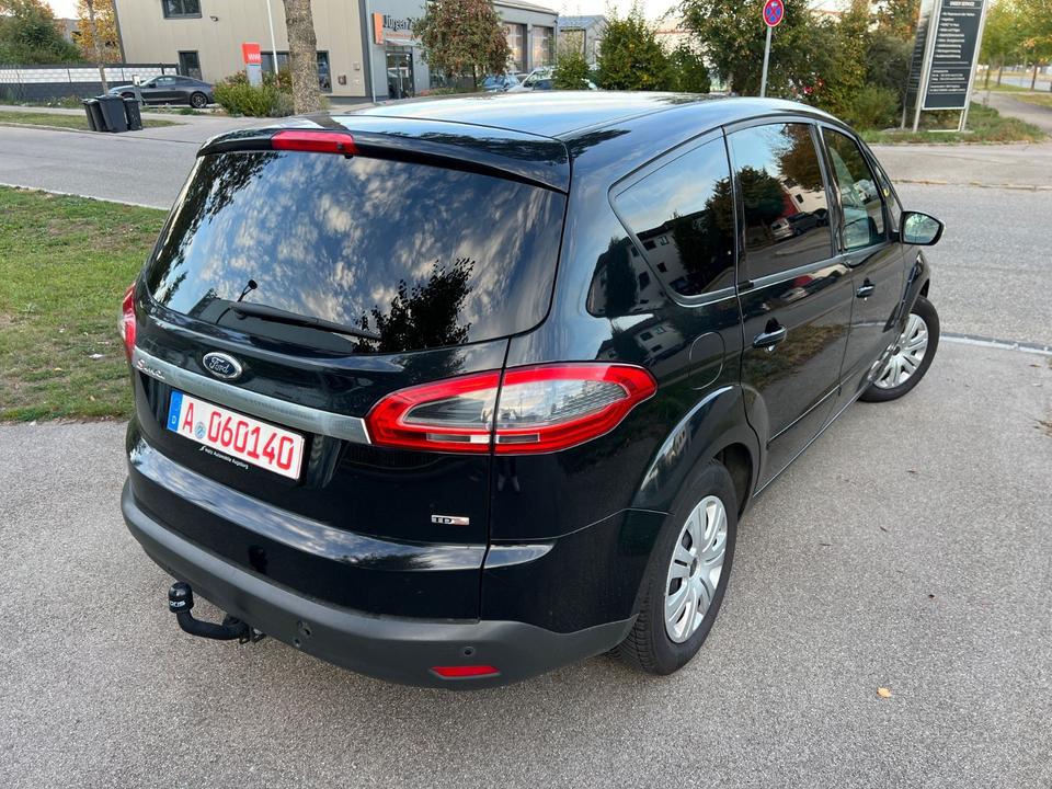 Ford S-Max 2010 — двигун