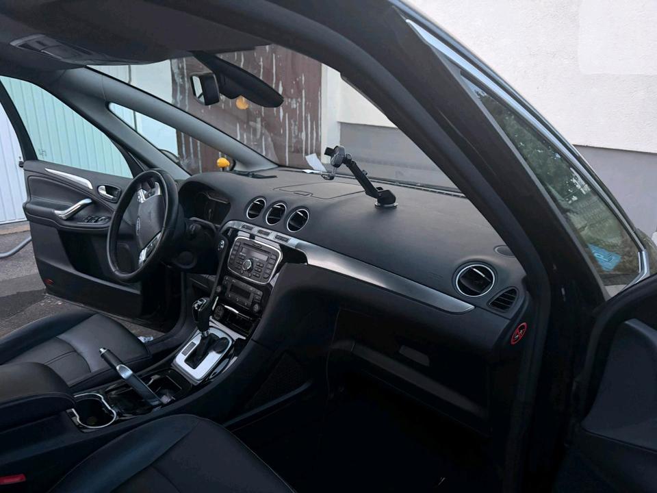 Ford S-Max 2011 — photo 6