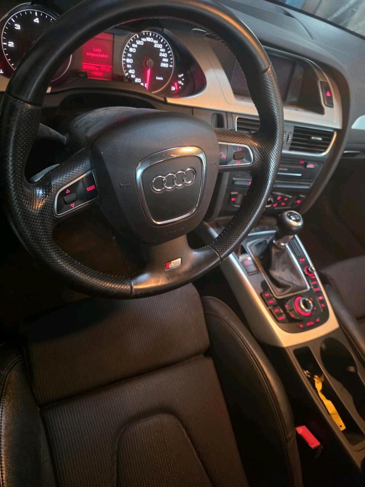 Audi A4 2010 — photo 8