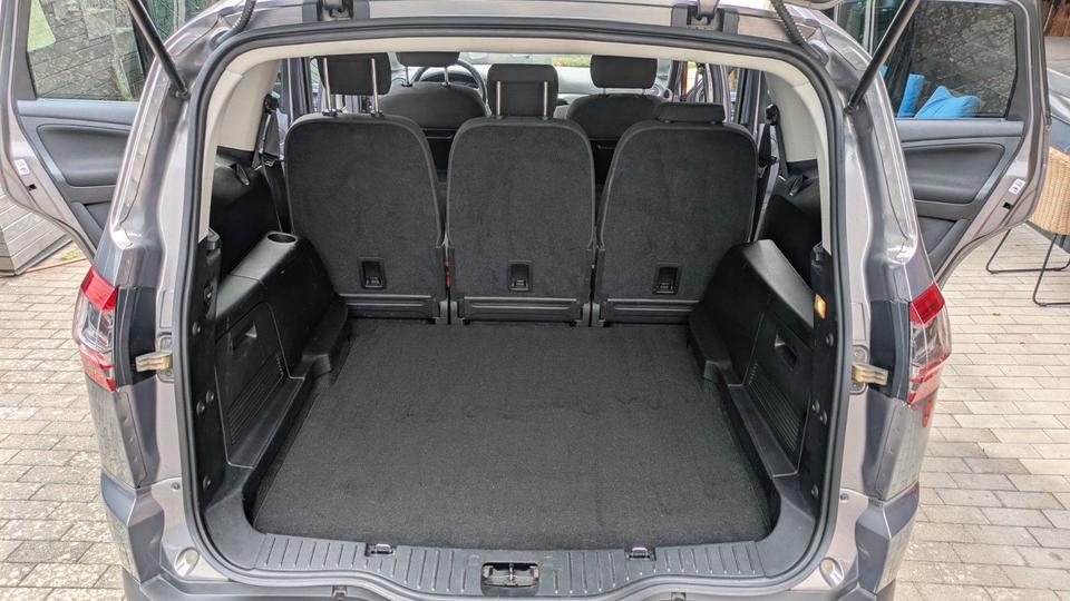 Ford S-Max 2013 — фото 10