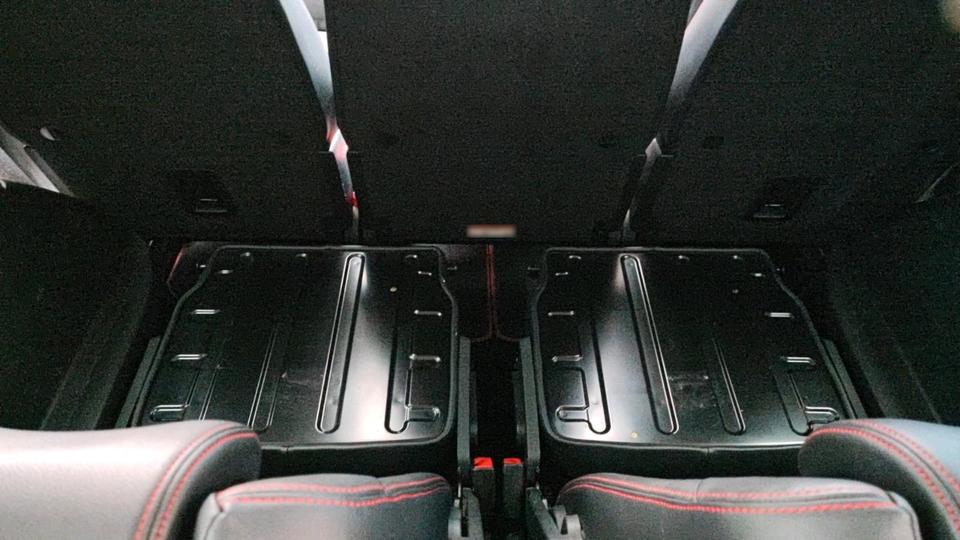 Ford S-Max 2009 — photo 10