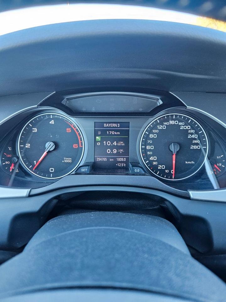 Audi A4 2009 — photo 15