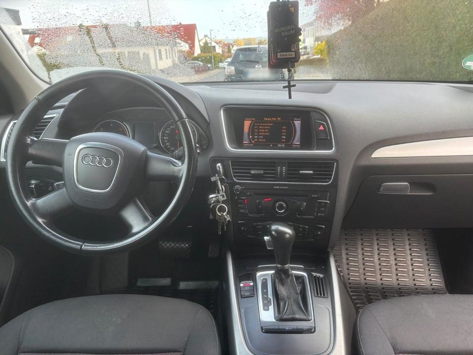 Audi Q5 2010 — photo 6