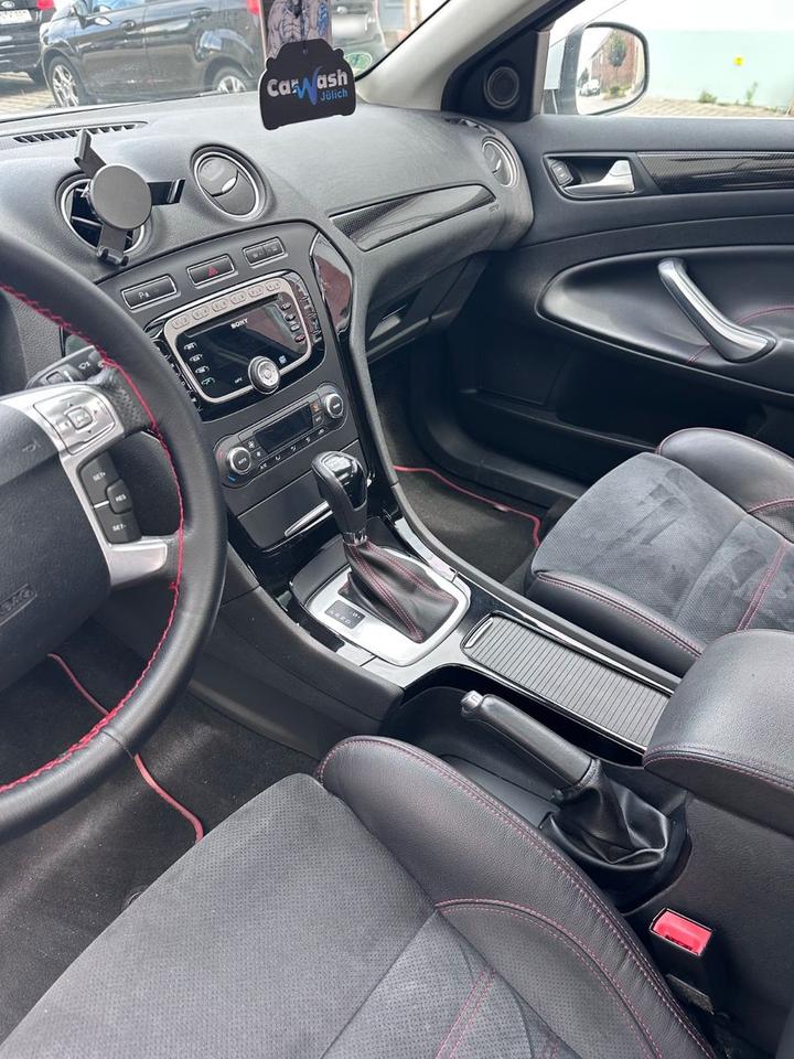 Ford Mondeo 2010 — двигун