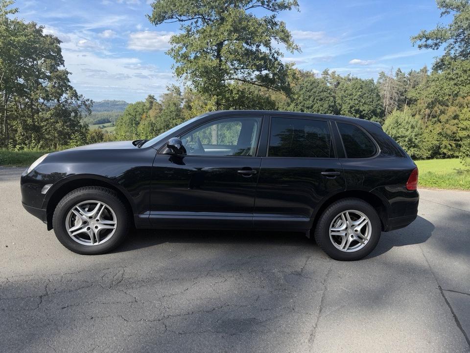 Porsche Cayenne 2005 — engine