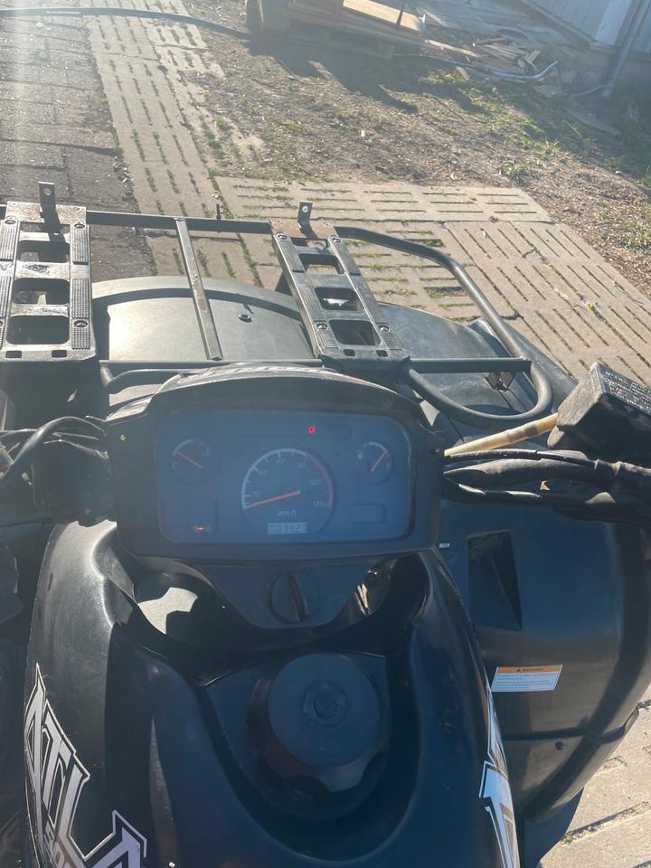  Quad ATV Atlas 500 CF Moto 2013 — interior