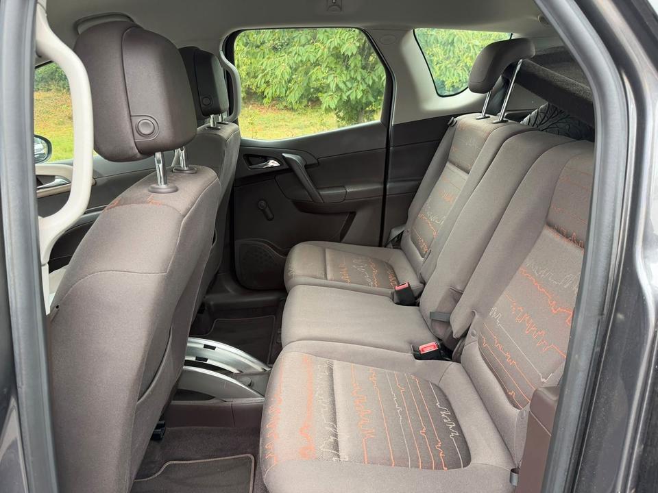Opel Meriva 2010 — photo 11