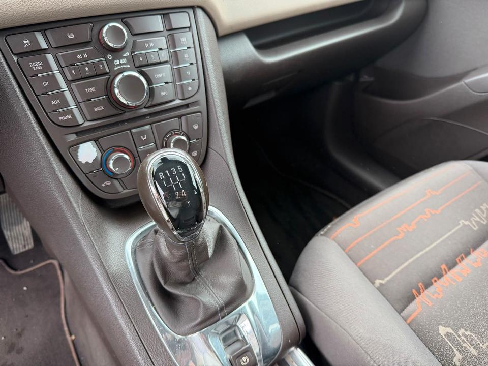 Opel Meriva 2010 — photo 32