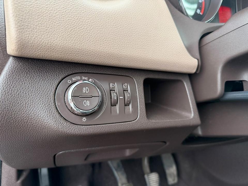 Opel Meriva 2010 — photo 33