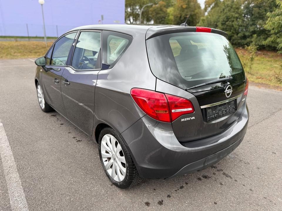Opel Meriva 2010 — photo 7