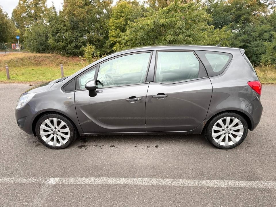 Opel Meriva 2010 — photo 8